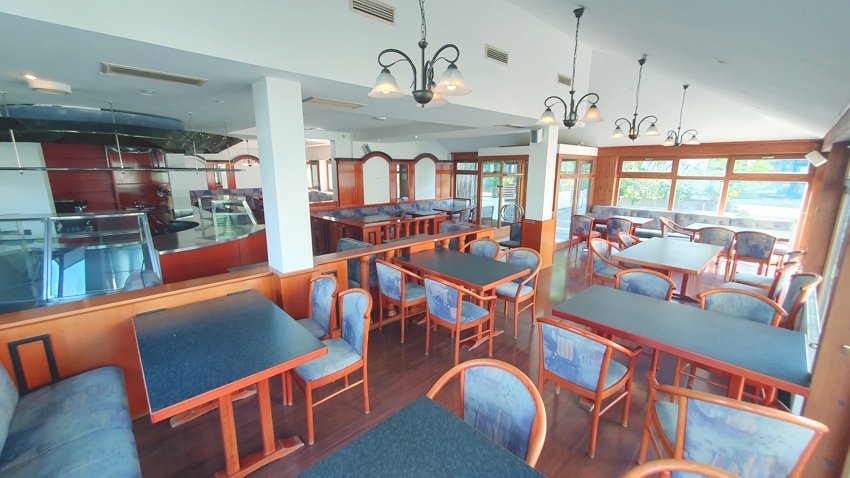 Gewerbe-Immobilie mit Wohnungsmöglichkeit. Restaurant in guter Lage in Oberbayern kaufen