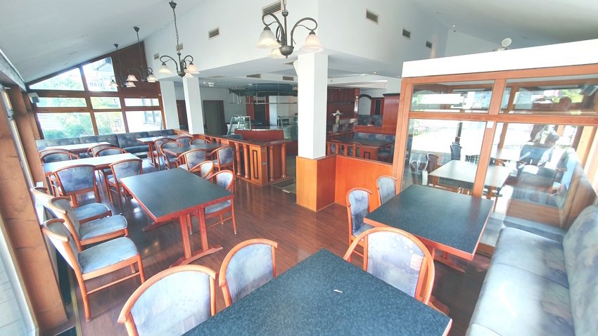 Gewerbe-Immobilie mit Wohnungsmöglichkeit. Restaurant in guter Lage in Oberbayern kaufen