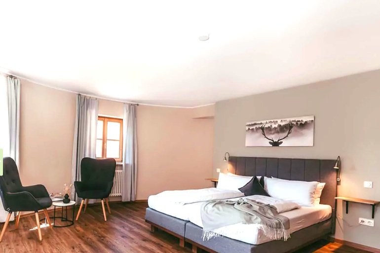 Doppelzimmer1 Doppelzimmer1